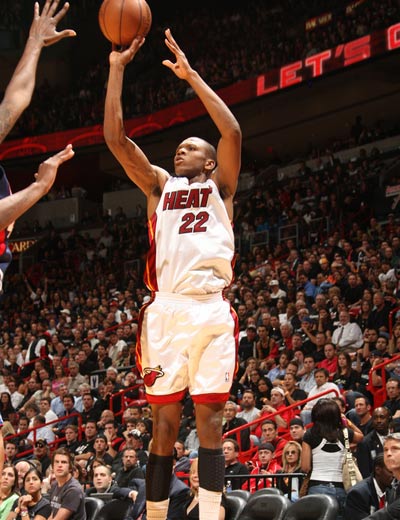 到他用行动 到他用行动