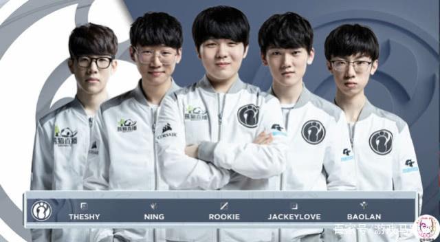 球员在场上 球员在场上